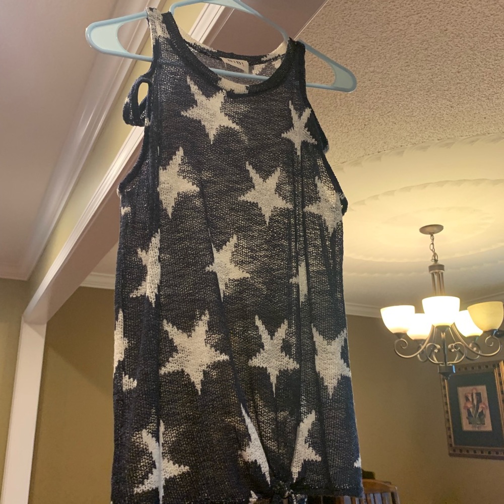 Navy blue tank top with stars on it!